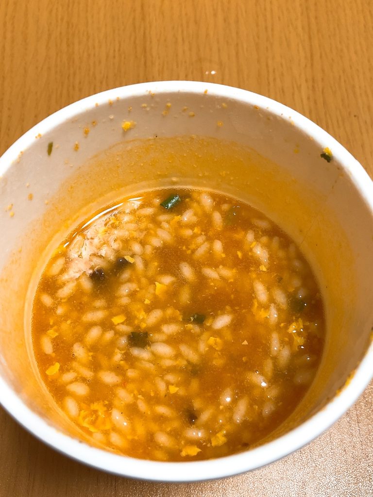 オシャーメシ 酸辣湯のスープごはん 熱湯5分後